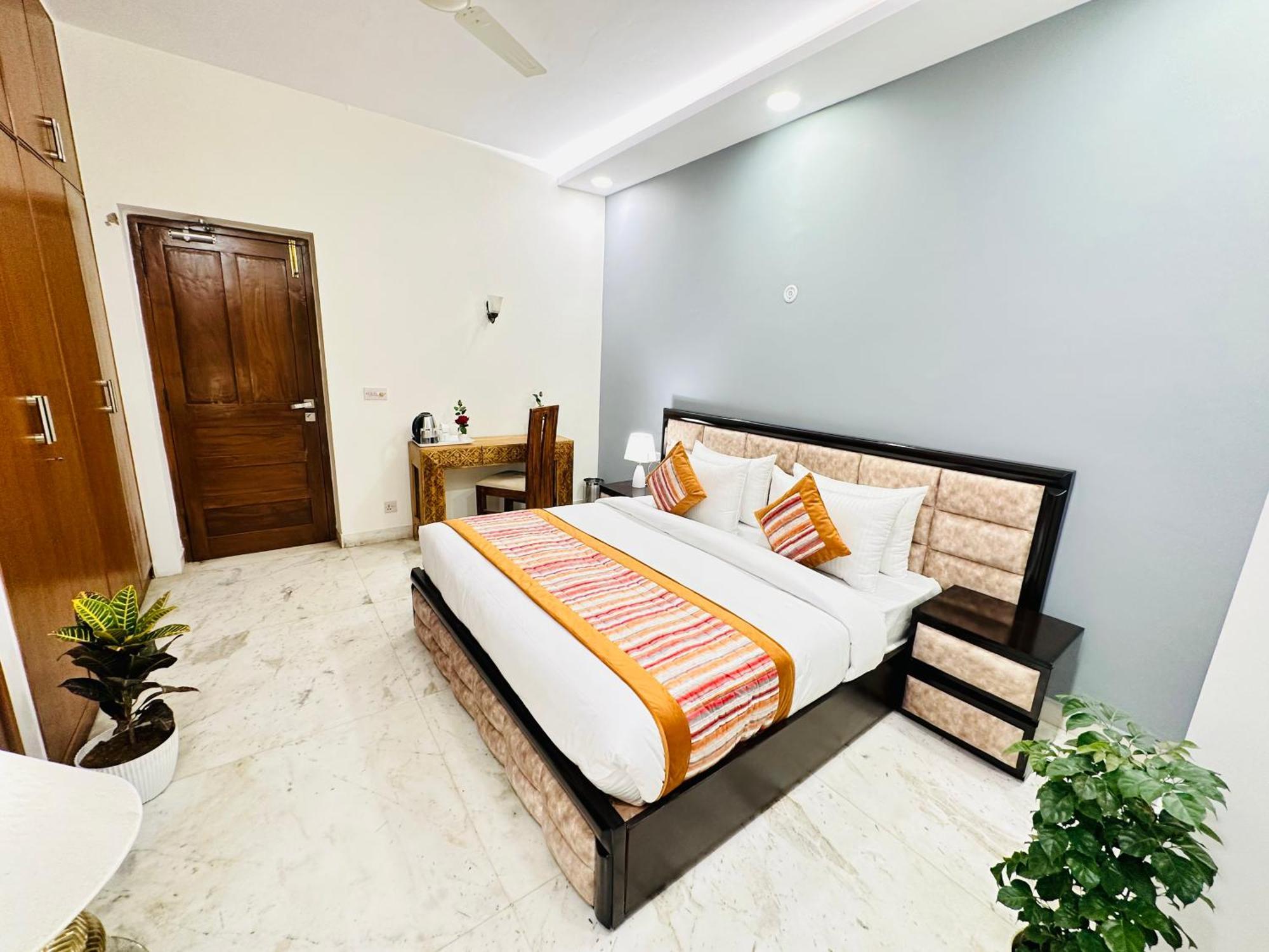 Отель Grove Residency Hauz Khas New Delhi Couple Friendly Экстерьер фото